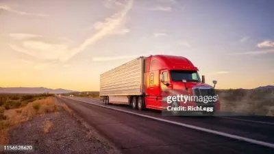 What is the difference between a semi-trailer and a transport semi-trailer? What is the difference between a semi-trailer and a transport semi-trailer?
