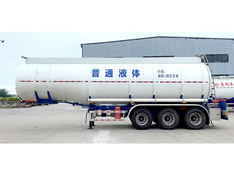 Suyuq oziq-ovqat transporti yarim tirkamasi